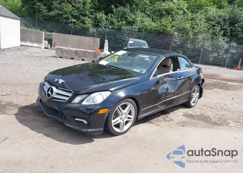 2011 Mercedes-Benz E 550 из США, поврежденный, VIN WDDKK7CF2BF065434